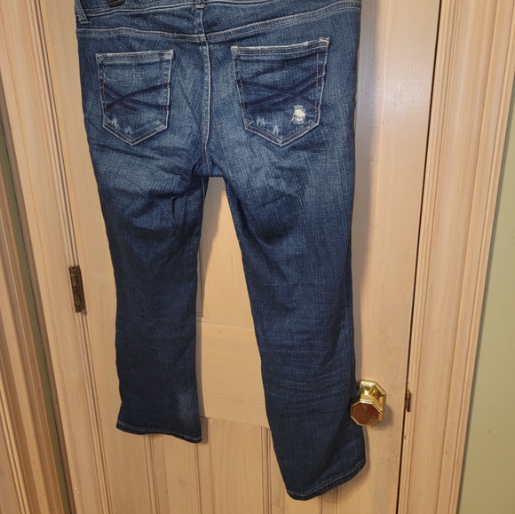 Misses sz 7/8 Aeropostale distressed cropped jeans - Picture 6 of 9